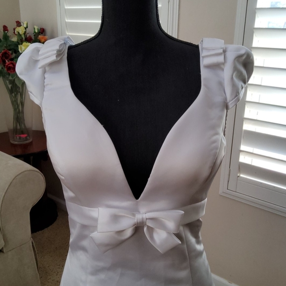 Wedding Dress new w/o tags - Picture 3 of 7